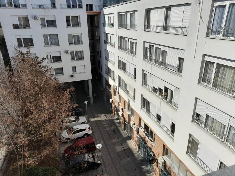 Lovely Apartment In City Centre For 4 Guests Budapest Kültér fotó